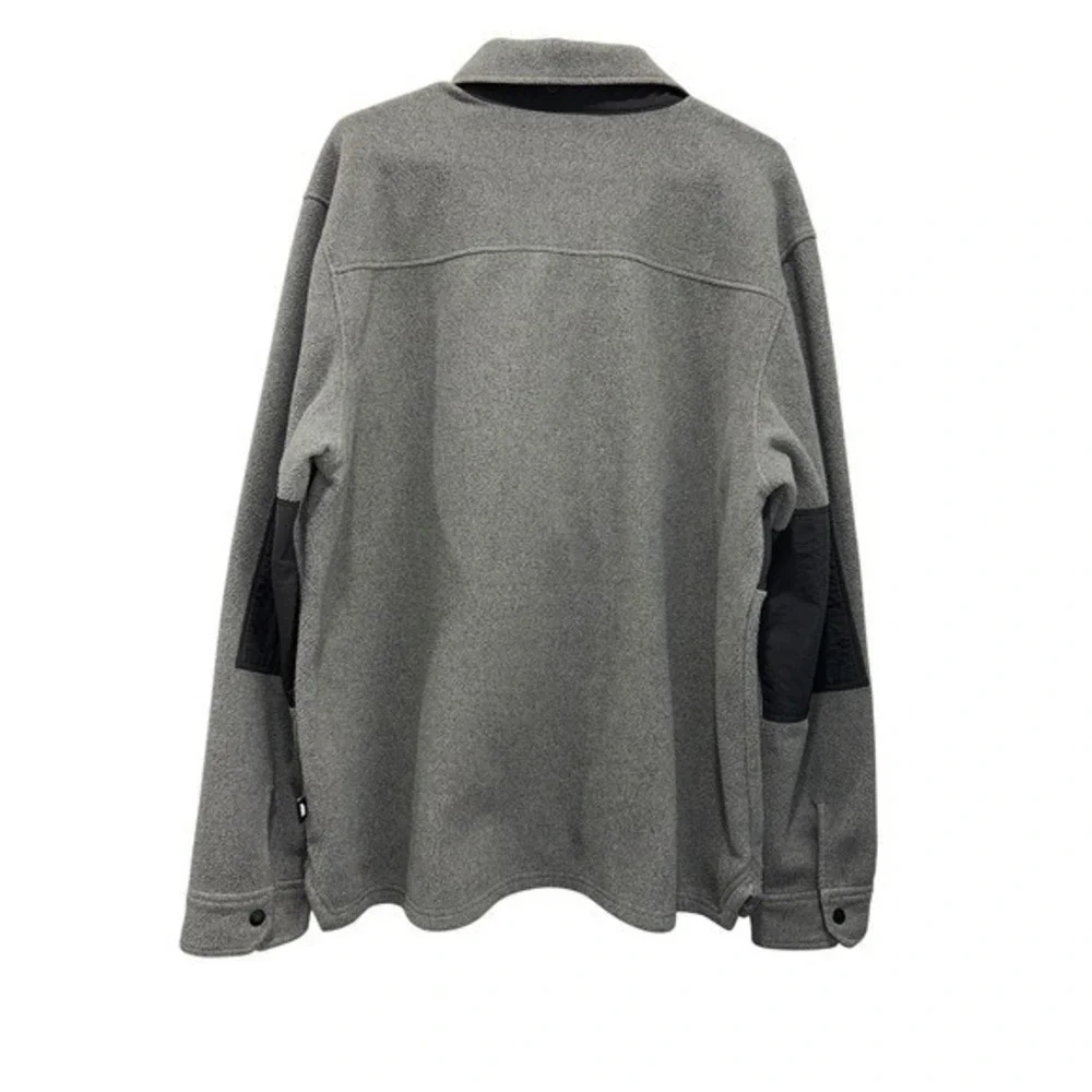 The North Face type sweater
